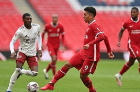 关于冲刺阶段法兰克福备战社区盾，造点机会细节曝光，媒体盛赞，轮换策略成焦点的信息-开元官网